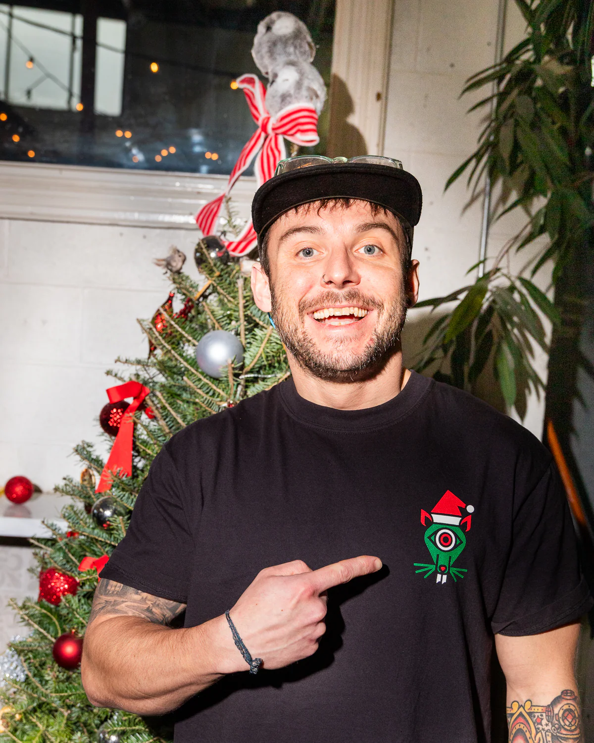 LIMITED EDITION Holiday Ratclops Tee - Image 4