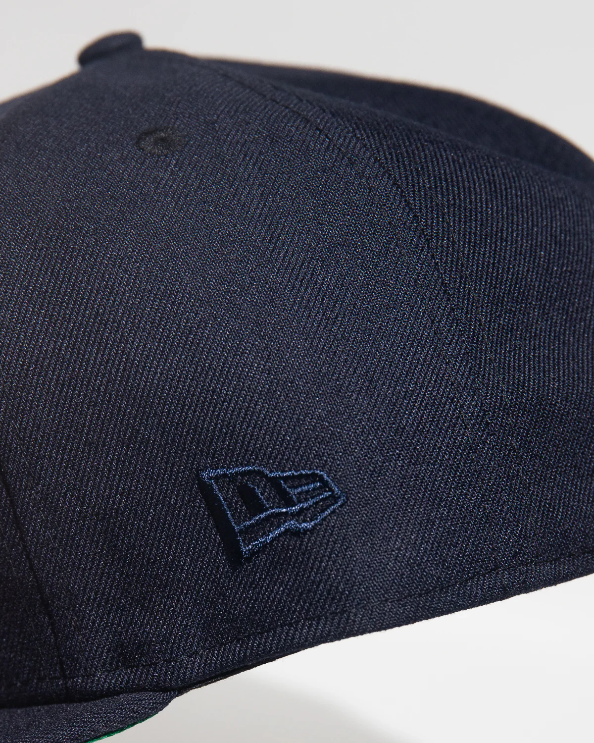 Red Bell New Era Classic Snapback - Image 4