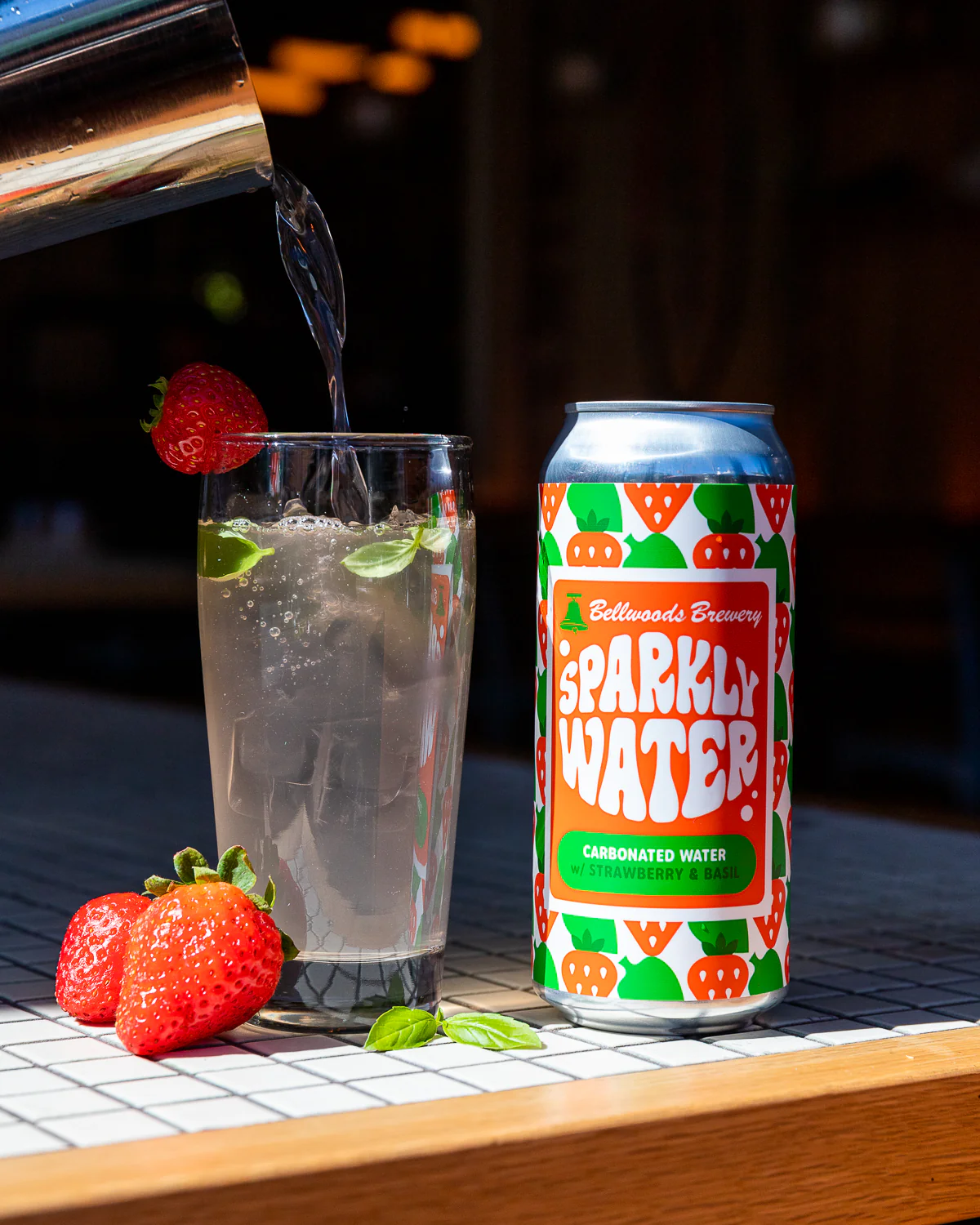 Sparkly Water Strawberry & Basil
